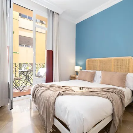 Daire Gran Via Cozy And Elegant Granada